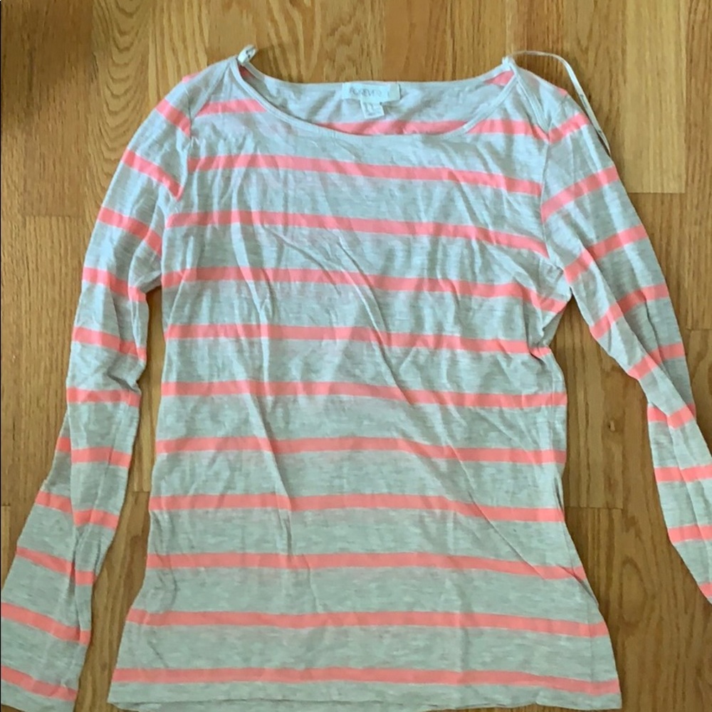 Forever 21 long sleeve shirt